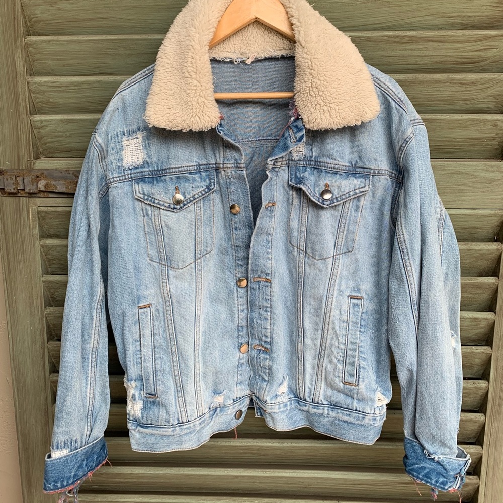 FREE PEOPLE OVERSIZED DENIM JEAN JACKET SMALL